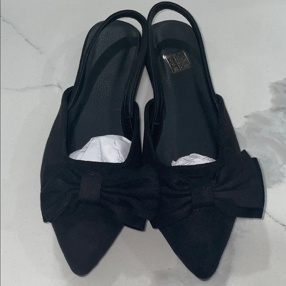 Elegant Black Slingback Women's Shoes